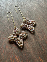 Load image into Gallery viewer, Blush Mist Floral Drop Earrings 4660