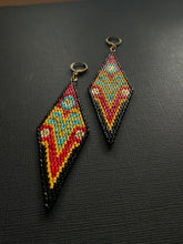 Load image into Gallery viewer, Beaded Drop Earrings 4387