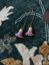 Load image into Gallery viewer, Flower drop earrings 4633