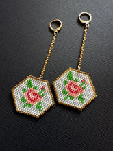 Load image into Gallery viewer, Tea Floral Drops In Pink 4692