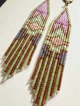Load image into Gallery viewer, Beaded Fringe Earrings 4569