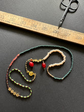 Load image into Gallery viewer, Not So Simple Beaded Necklace 4602