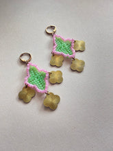 Load image into Gallery viewer, Quatre-Quatrefoil Earrings 4469