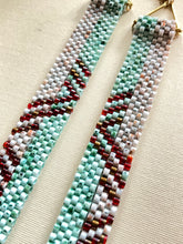 Load image into Gallery viewer, Beaded Fringe Earrings 4082
