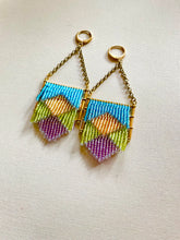 Load image into Gallery viewer, Beaded Drop Earrings 4095
