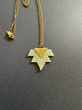 Load image into Gallery viewer, Beaded Pendant 4031
