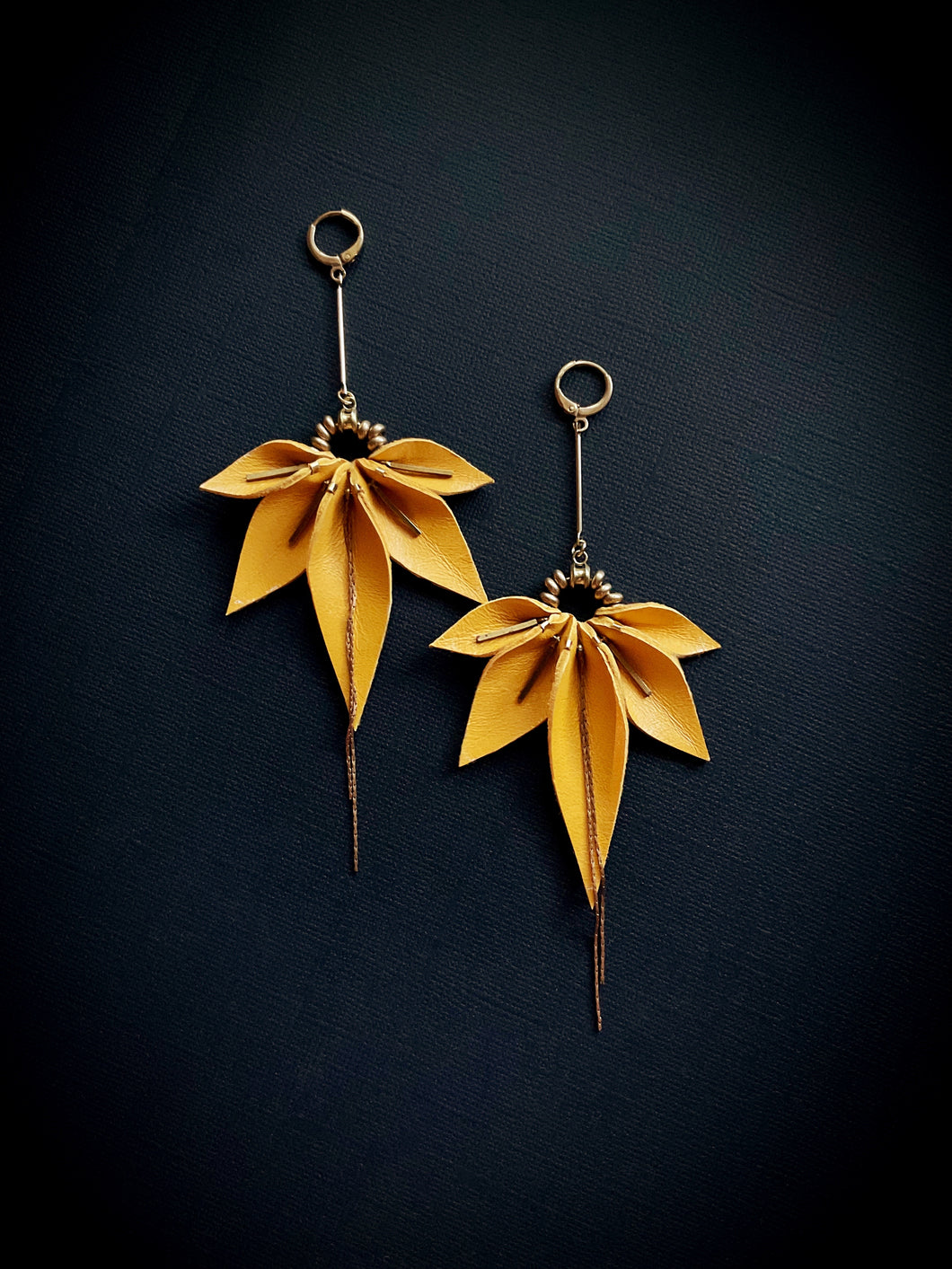 Leather Drop Earrings 3905