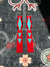 Load image into Gallery viewer, Fringe Earrings 4612
