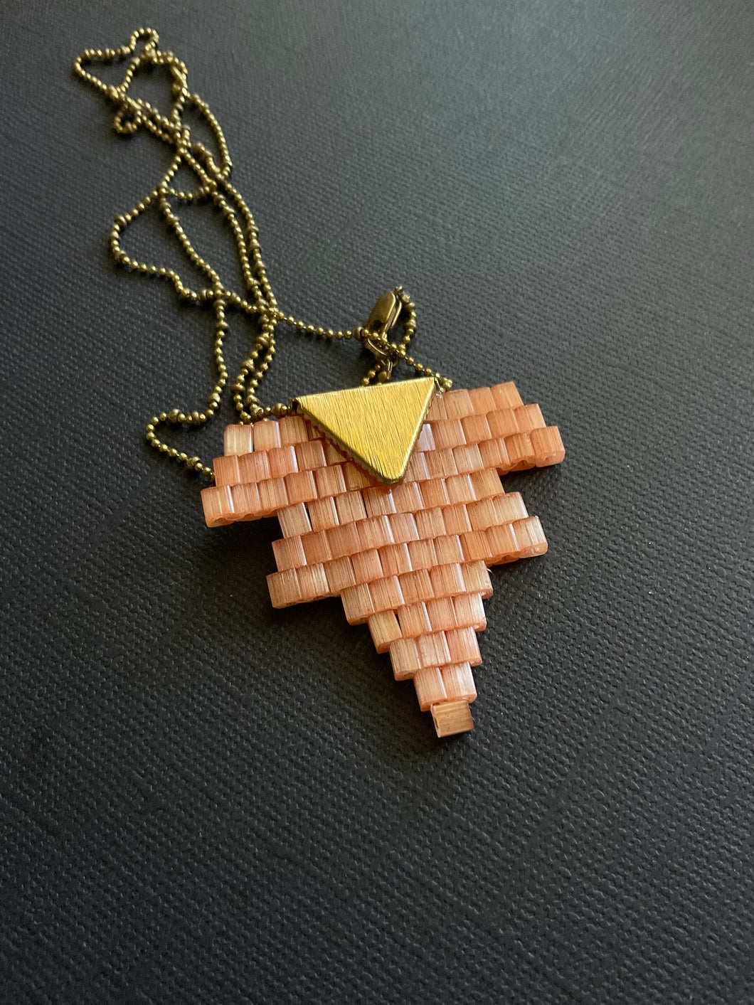 Beaded Pendant 4028