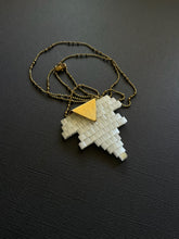 Load image into Gallery viewer, Beaded Pendant 4027
