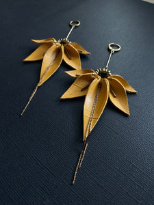 Leather Drop Earrings 3905