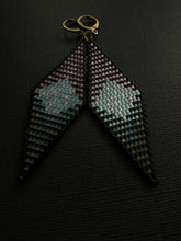 Load image into Gallery viewer, Beaded Drop Earrings 4381
