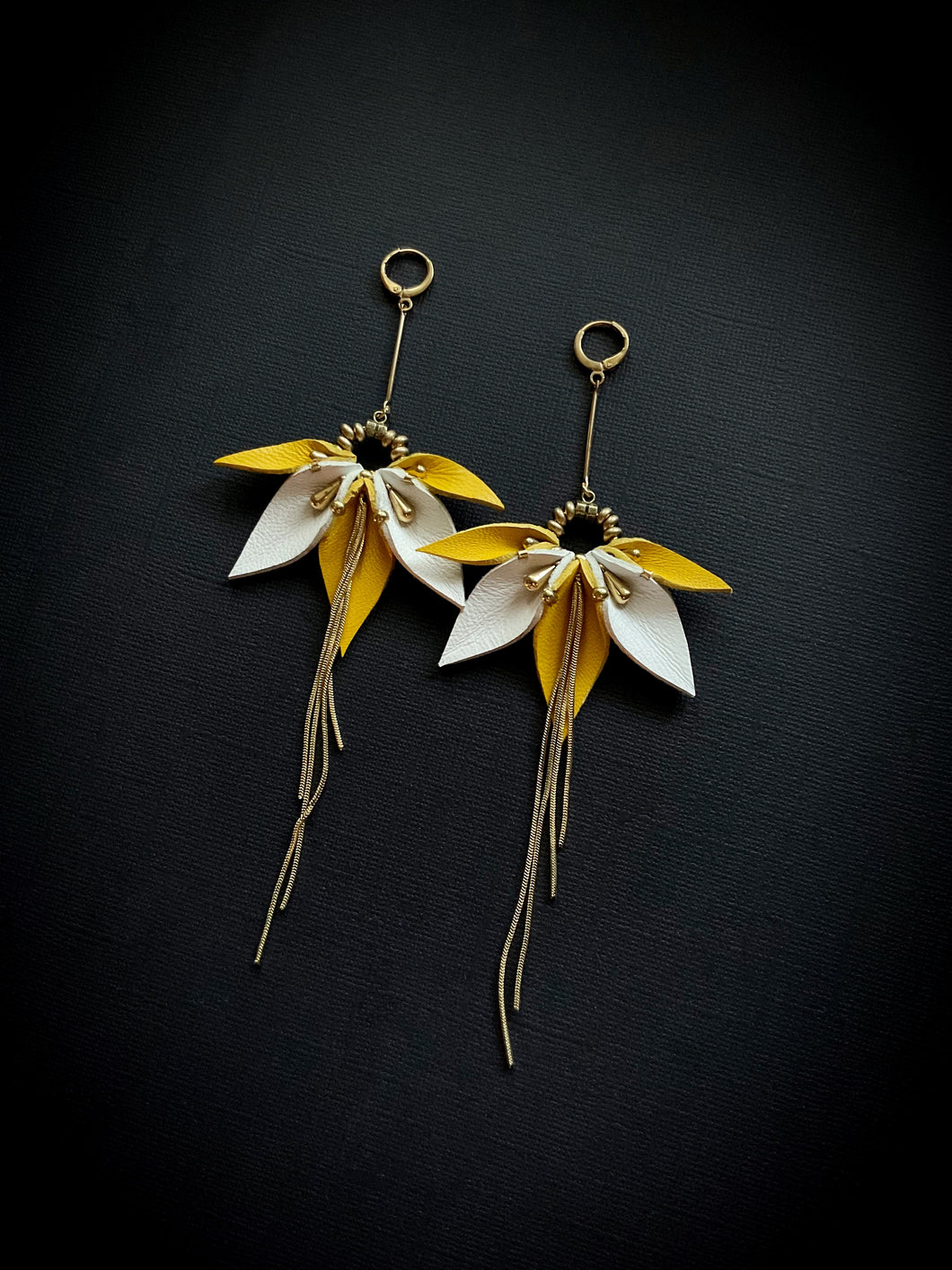 Leather Drop Earrings 3903