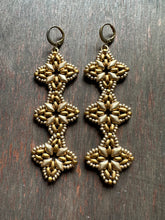 Load image into Gallery viewer, Matte Gold Drop Earrings 4658
