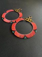 Load image into Gallery viewer, Beaded Hoop Earrings 3981
