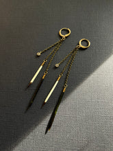 Load image into Gallery viewer, Beaded Quill Drop Earrings 3785
