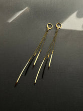 Load image into Gallery viewer, Beaded Quill Drop Earrings 3789
