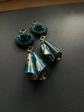 Load image into Gallery viewer, Beaded Drop Earrings 3804
