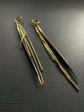 Load image into Gallery viewer, Quill Drop Earrings 3833
