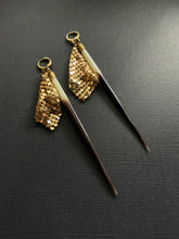 Load image into Gallery viewer, Quill Drop Earrings 3835

