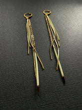 Load image into Gallery viewer, Quill Drop Earrings 3837
