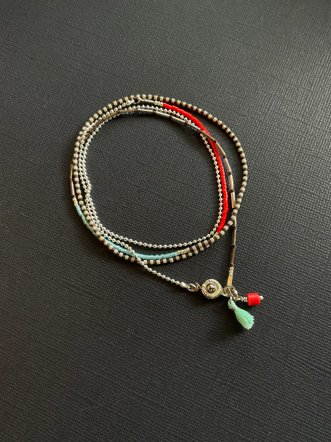 Simple Beaded Necklace 3875