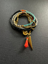 Load image into Gallery viewer, Simple Beaded Necklace 3879

