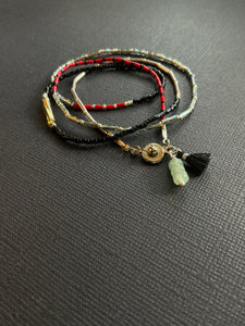 Simple Beaded Necklace 3884