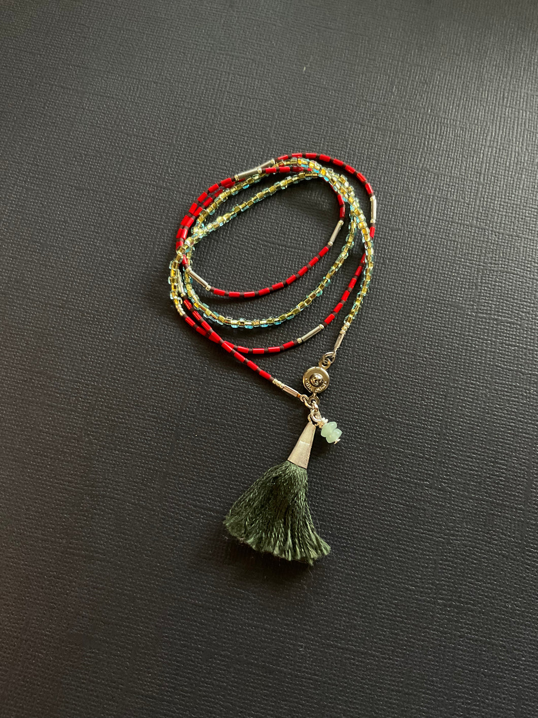 Fancy Simple Beaded Necklace 3890