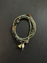 Load image into Gallery viewer, Simple Beaded Necklace 3894
