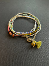 Load image into Gallery viewer, Simple Beaded Necklace 3896
