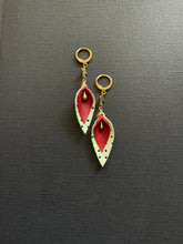 Load image into Gallery viewer, Leather Drop Earrings 3911
