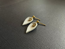 Load image into Gallery viewer, Leather Drop Stud Earrings 3914
