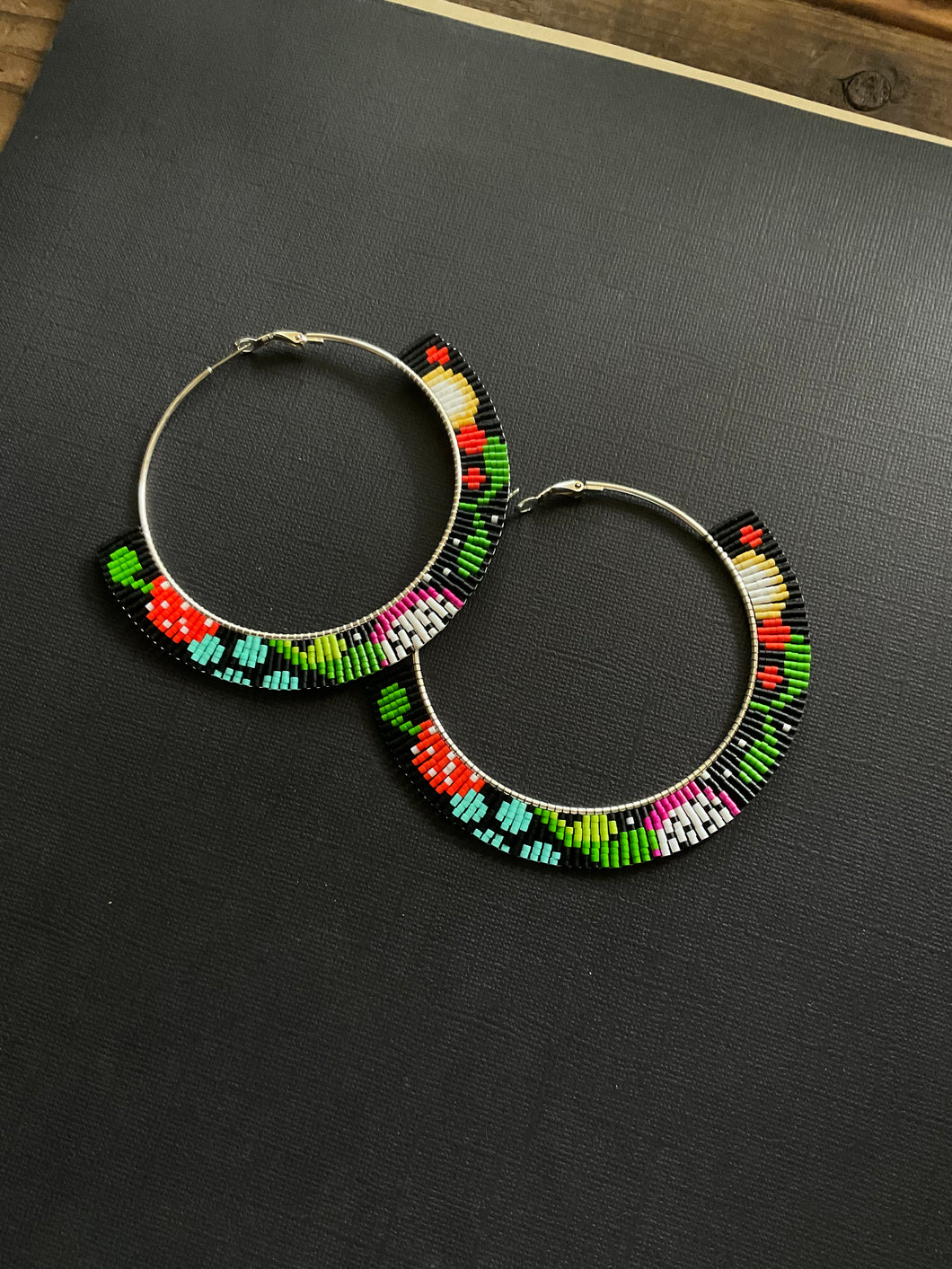 RADICAL BOTANICALS Beaded Hoop Earrings 3933