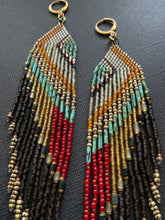 Load image into Gallery viewer, Beaded Fringe Earrings 3937
