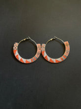 Load image into Gallery viewer, Beaded Hoop Earrings 3943
