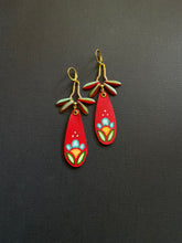 Load image into Gallery viewer, Beaded Leather Drop Earrings 3948
