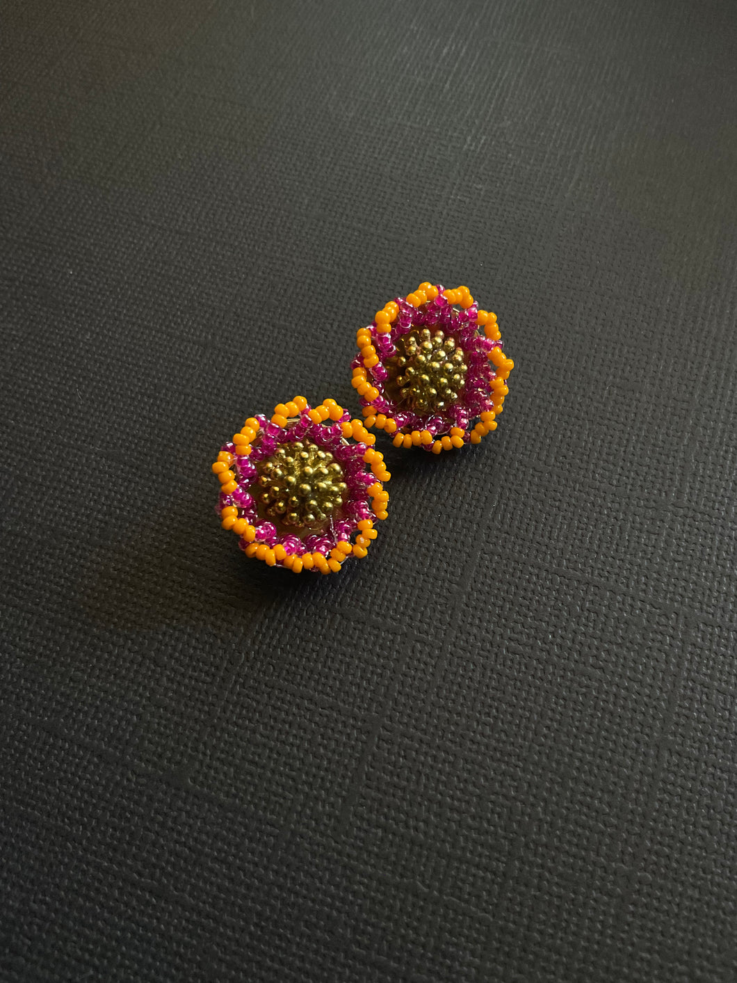 Beaded Stud Earrings 3964