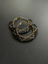 Load image into Gallery viewer, Beaded Hoop Earrings 3976
