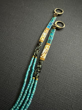 Load image into Gallery viewer, Tila Slim Earrings 4560
