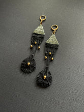 Load image into Gallery viewer, Art Deco Drop Earrings 4158
