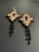 Load image into Gallery viewer, Beaded Flower Drop Earrings 4160
