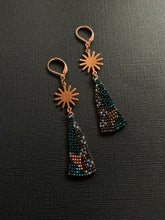 Load image into Gallery viewer, Woven Beaded Drop Earrings 4195
