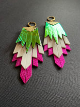 Load image into Gallery viewer, Leather Drop Earrings 4199

