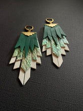 Load image into Gallery viewer, Leather Drop Earrings 4202
