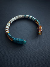 Load image into Gallery viewer, Ginebig // Snake Bracelet 3701
