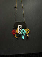 Load image into Gallery viewer, Carnival 1935 Pendant 4515
