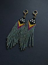 Load image into Gallery viewer, Beaded Fringe Earrings 2238
