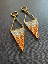 Load image into Gallery viewer, Beaded Drop Earrings 2280
