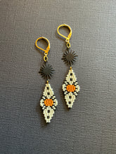 Load image into Gallery viewer, Beaded Drop Earrings 2296
